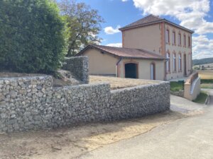 mur décoratif parement gabion